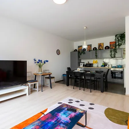 Apartment Designer Vintage Near Castle District *