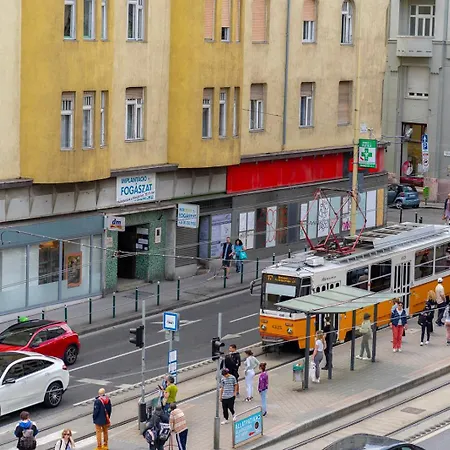 Designer Vintage Near Castle District Apartment Budapest