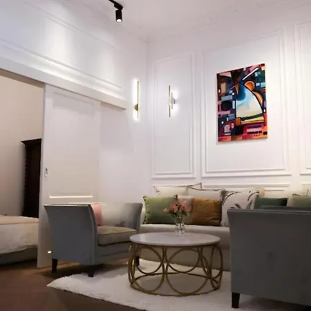 Premium Luxury Opera Near Opera And Basilica Budapest