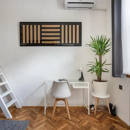 Apartment Lovely And Relaxing With Amazing Sauna & Free Garage Budapest