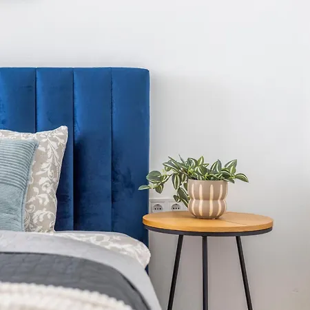 Stylish & Charming Cozy By Prestige Homes בודפשט
