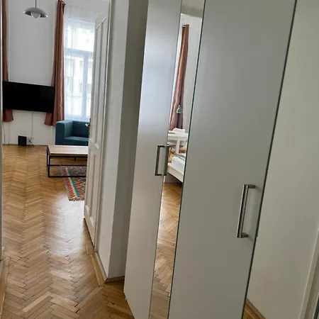 V Apartman Budapest
