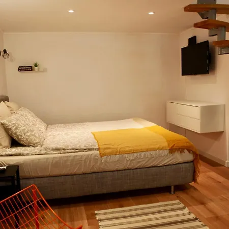 Apartment Goldcentral Gozsdu Budapest