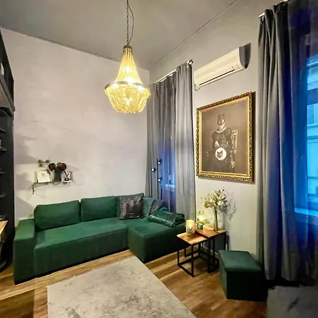 Apartment Treasure Island