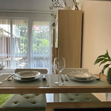 - Free Garage, Ac, Wi-fi, Balcony, Electric Blinds Budapest