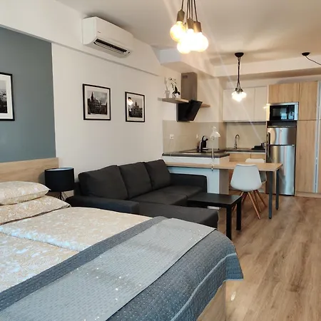 Apartment Corvin Black Bird Budapest
