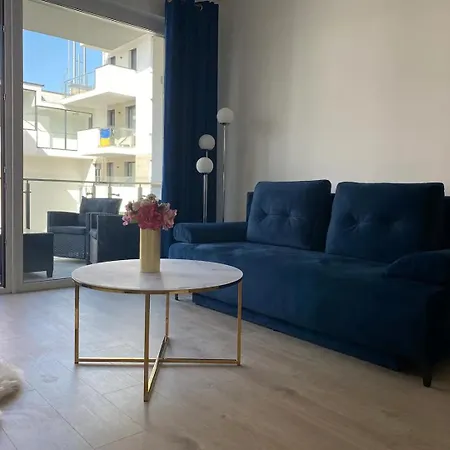 Elisabeth Blue With Parking Apartment Budapest