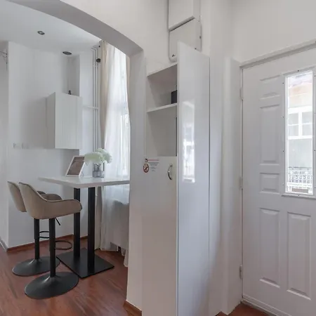 Deluxe And Cozy Center For 8ppl * Budapest