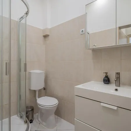 Deluxe And Cozy Center For 8ppl Budapest