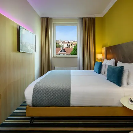 Hotel Leonardo