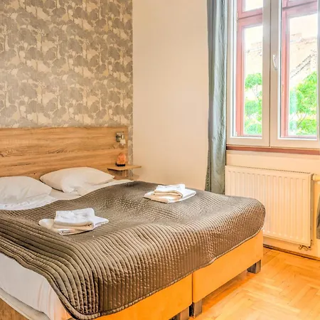 Budapest City Apartments * Budapest