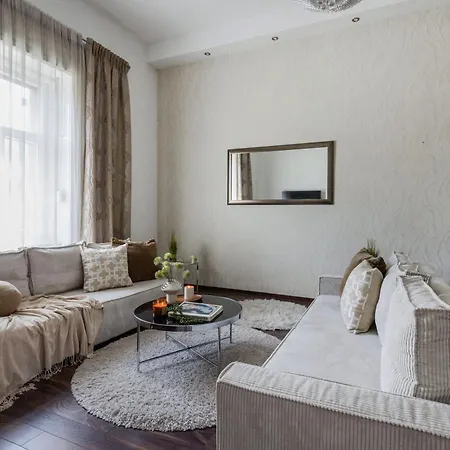Apartment Discover Your Retreat-walk To Parliament Budapest