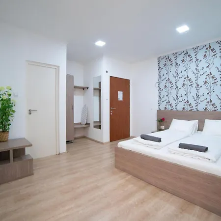 Seasons Design Budapest