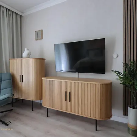 Grand Promenade Apartamento