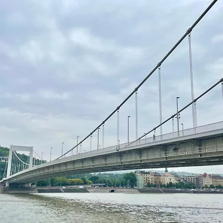 Apartment Orange Pearl 3 Next To Danube Budapest