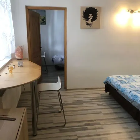 Central Modern Flat For 3 Apartment