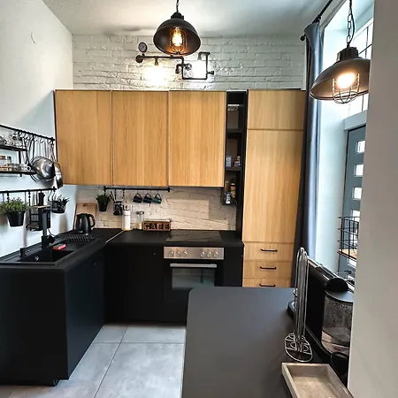 Apartment Urban With Private Garden Near Andrassy *