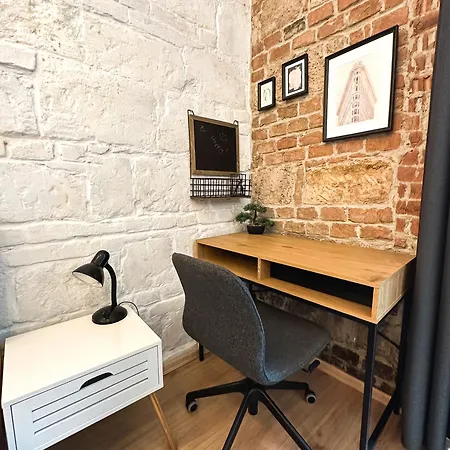 Apartment Urban With Private Garden Near Andrassy *