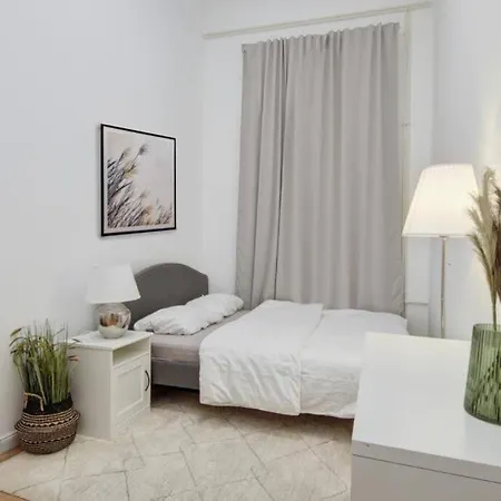 Lovely 3 Bedrooms In The Jewish Quarter Apartment *