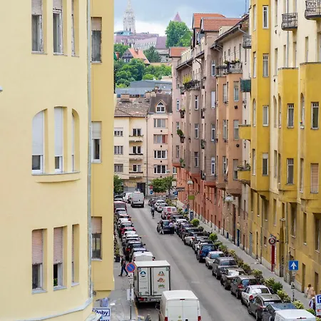 Apartment Luxury By Castle District, Free Parking