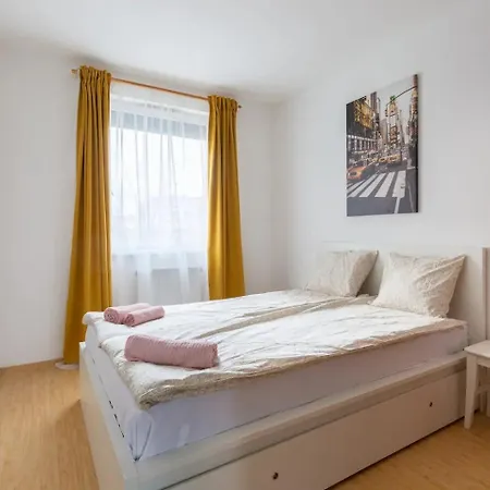 Private Office Near Keleti Apartment