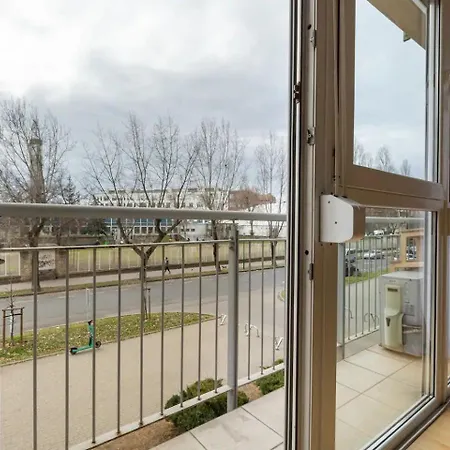 Apartment Private Office Near Keleti *