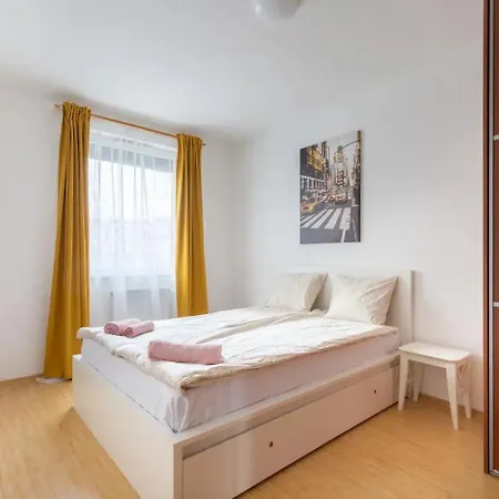 Apartment Private Office Near Keleti