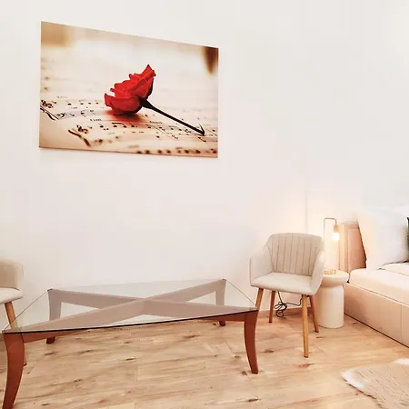 Apartment Liszt With Balcony And Garage Available -symphony 1 *