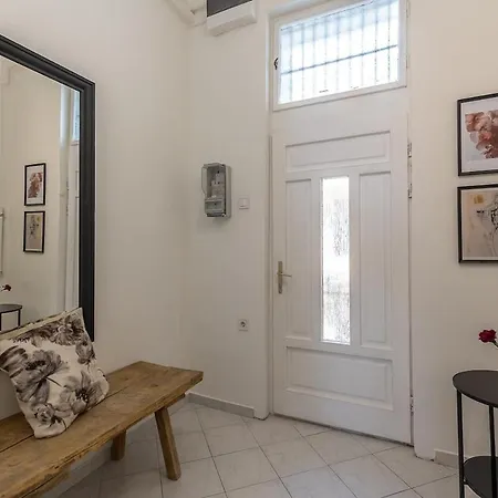 Apartment The Urban Heaven