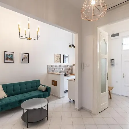 The Urban Heaven Apartment