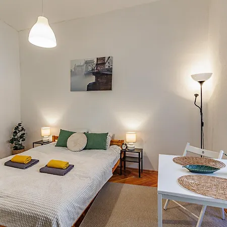 Beat Of The - Cozy Downtown Budapest