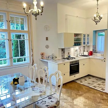 Apartment Heritage Harmony With Free Parking Budapest