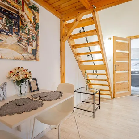 Apartment Cosy Flat With Balcony Budapest