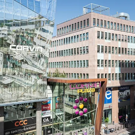 Corvin 5 Stars Luxury With Free Parking * Boedapest