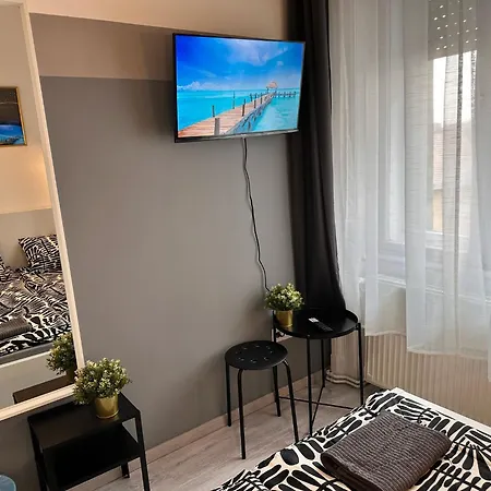 Downtown Sunrise Apartman