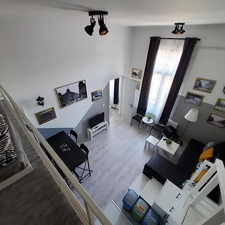 Downtown Sunrise Apartman