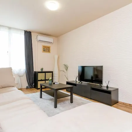 Modern Comfort In Jozsef Street By Nw Apartment