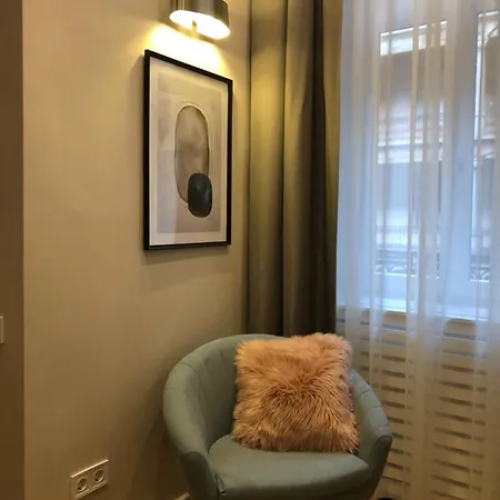 Apartment At The Castle