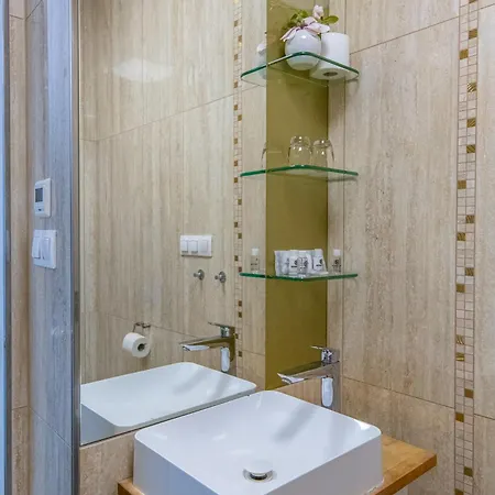 Andrassy Thai Hotel Budapest