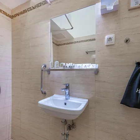 Hotel Andrassy Thai Budapest