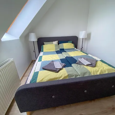 Apartment Spacious 2 Story Loft W Balcony Near Opera, Andrassy *