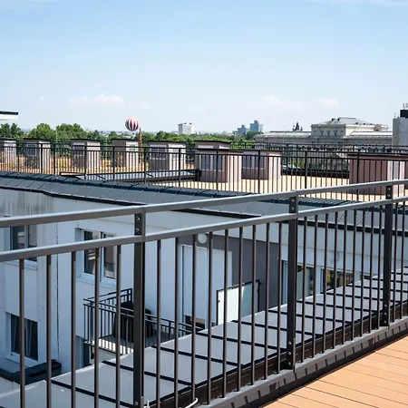 Free Parking Rooftop 4ppl Apartment