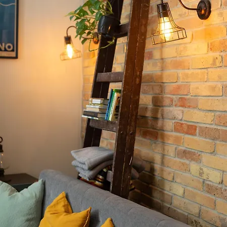 Vintage Loft - Free Private Parking - Metro - Tram - Ac Budapest