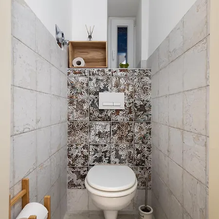 Apartment Vintage Loft - Free Private Parking - Metro - Tram - Ac Budapest