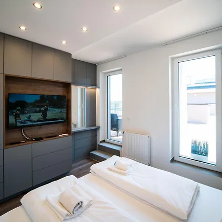 Free Parking Rooftop 4ppl Budapest