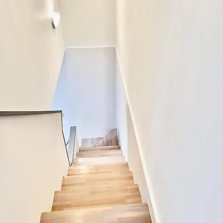 Apartment Raday Street Heven *