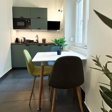 Apartment Rainbow Dream