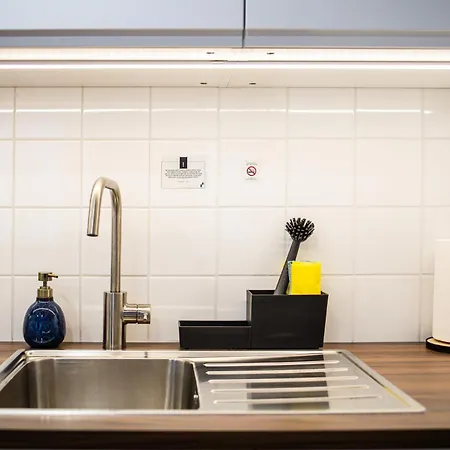 Aviator Loft - Downtown Opera Apartment *