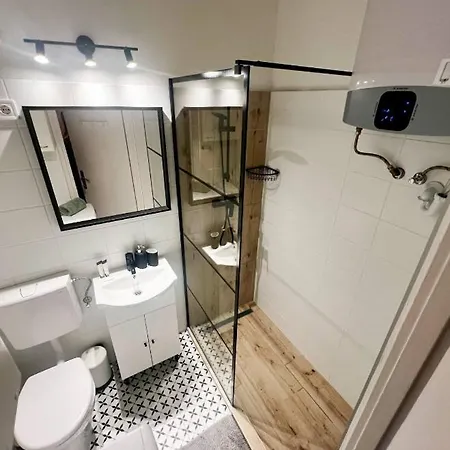 Double Treat By Nw Apartment