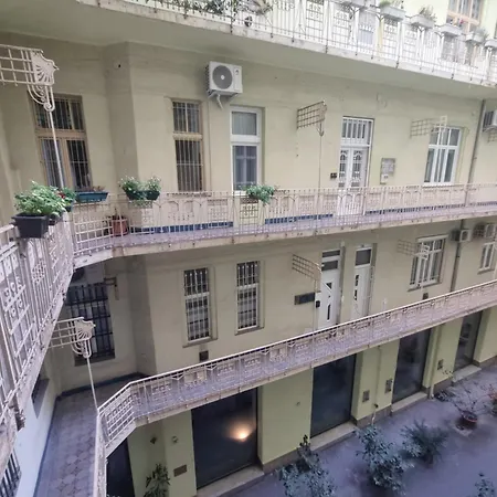 Deluxe4 With 2 Next To The Synagogue Free Air Conditioner, Sauna Budapest